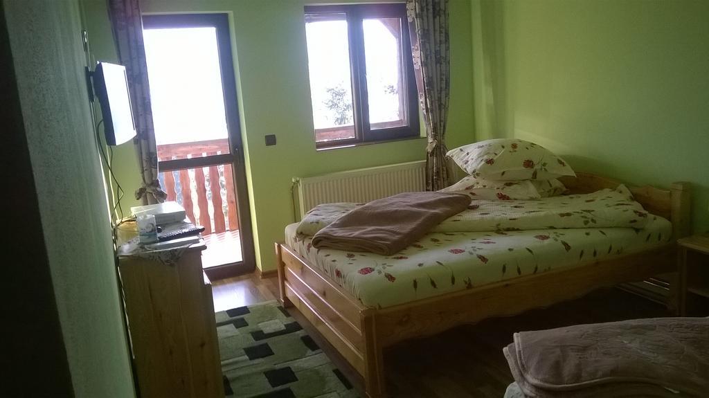 Hotel Casa Edy Colibiţa Esterno foto